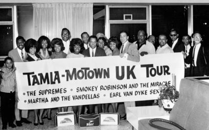 The Tamla Motown Revue tours the UK in 1965. The UK fans are excited.